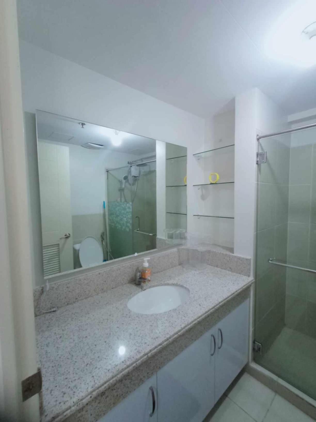 Brio Towers Condominuim Mandaluyong Eksteriør bilde